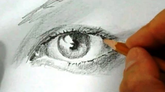Рисуем глаз карандашом